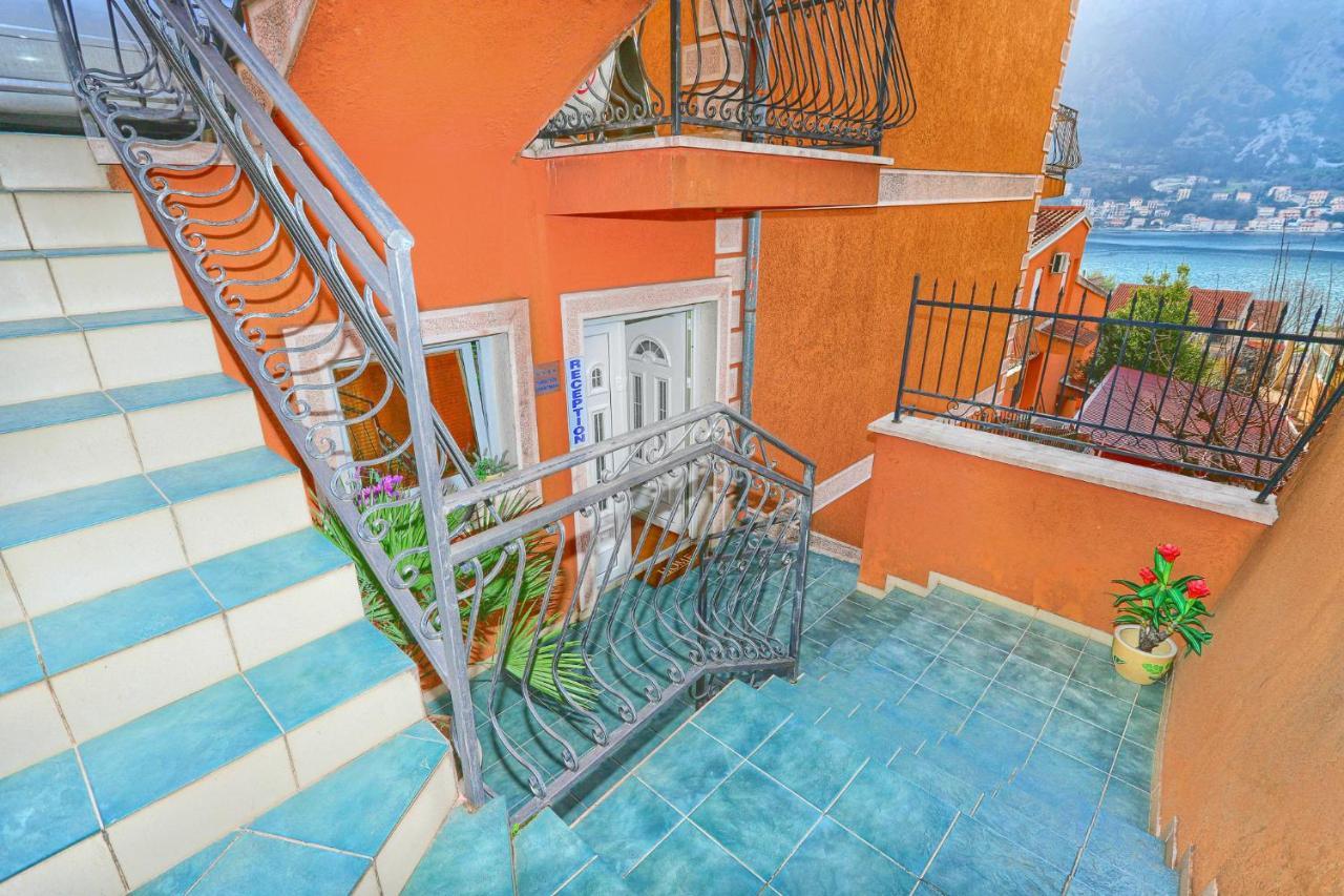 Apartments Boka Heart Cattaro Esterno foto